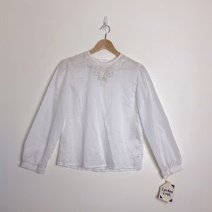 London Look Women’s Blouse with Beautiful Detail
